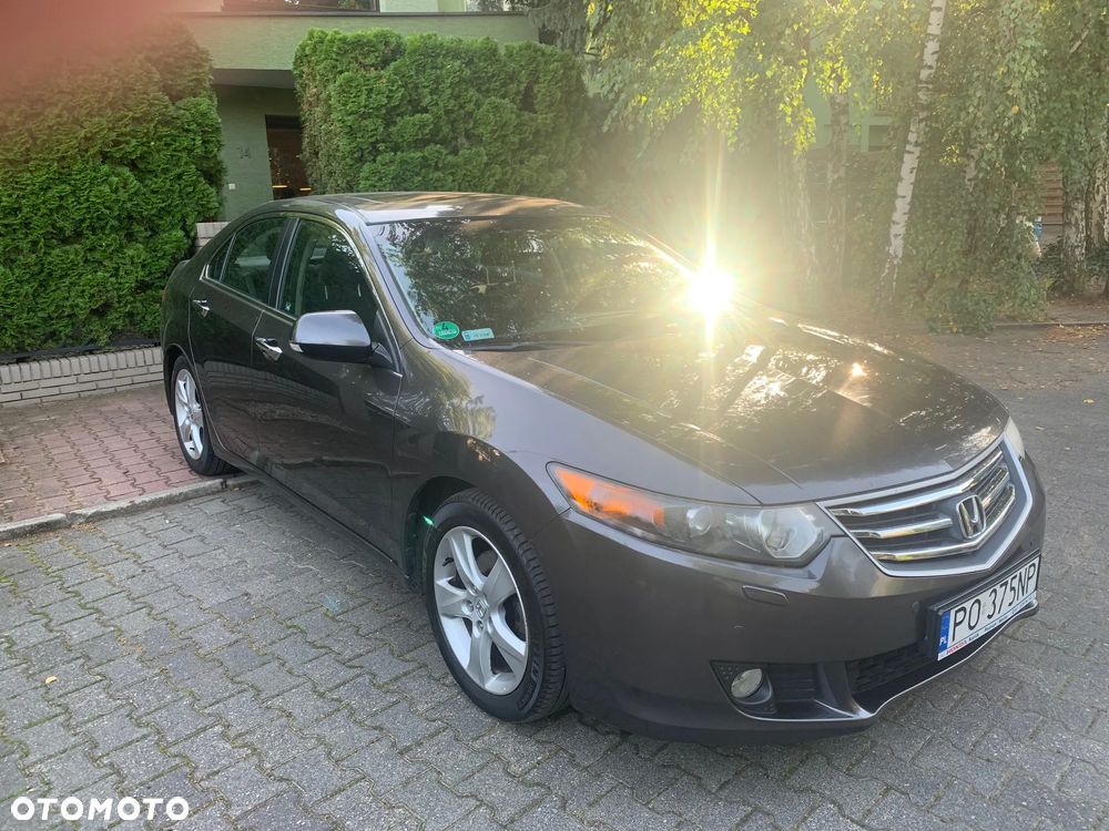 Honda Accord 2.0 Executive - 10