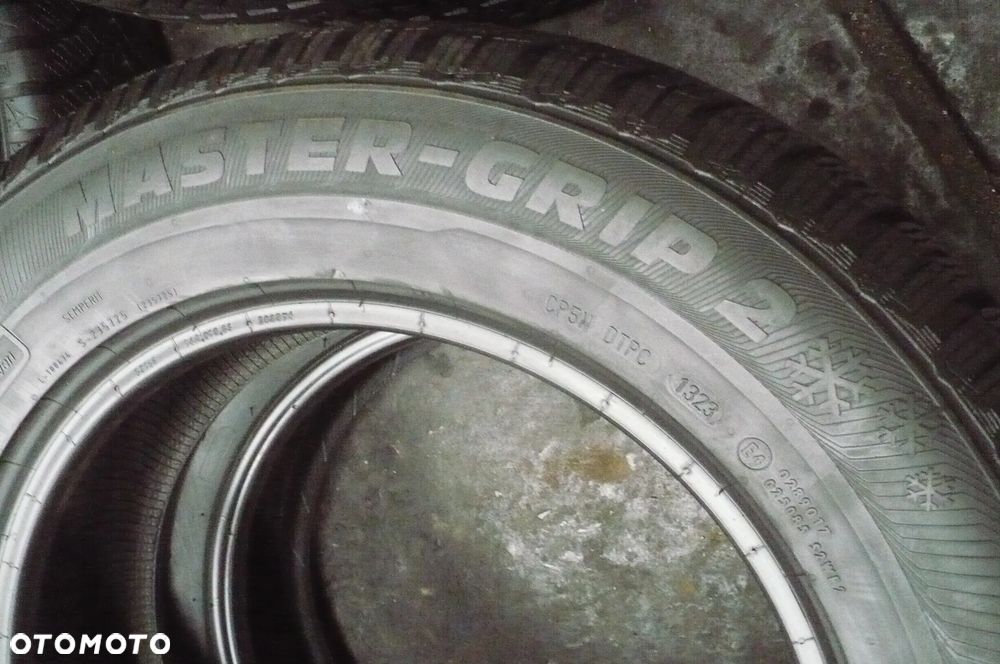 SEMPERIT Master Grip 2 215/65R16 6,9mm 2023 - 4