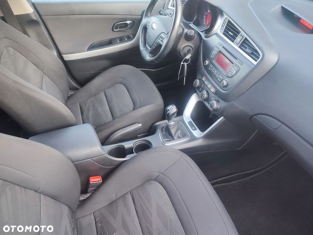 Kia Ceed 1.4 CVVT - 13