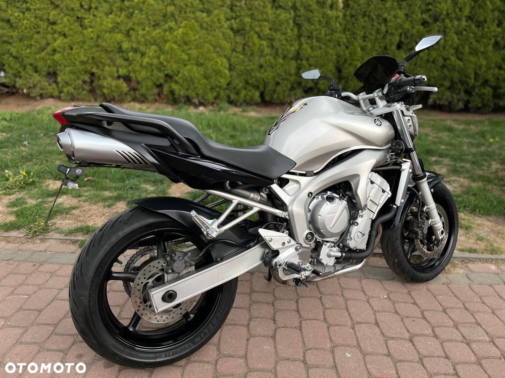 Yamaha FZ6 - 5