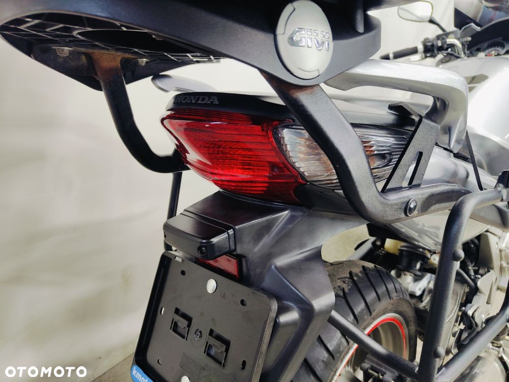 Honda CBF - 11
