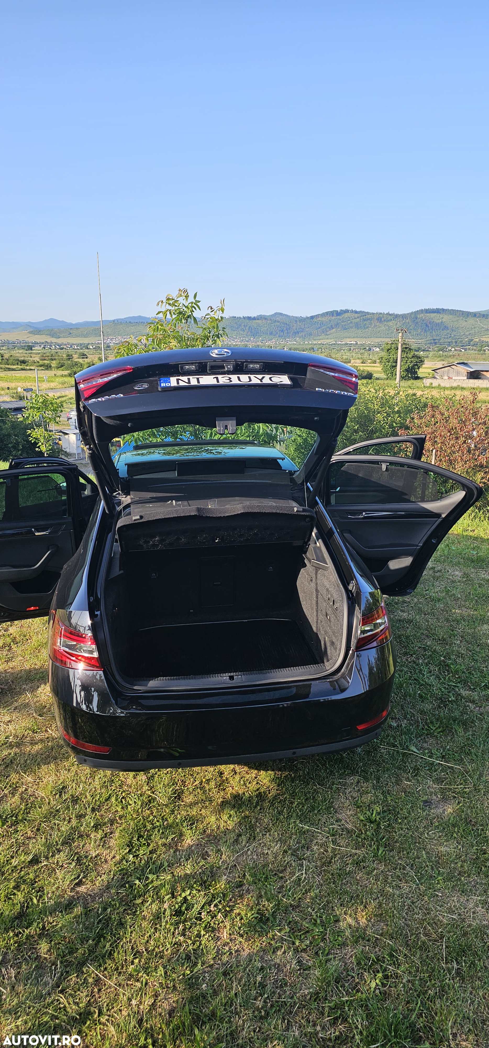 Skoda Superb 2.0 TDI DSG Laurin & Klement - 22