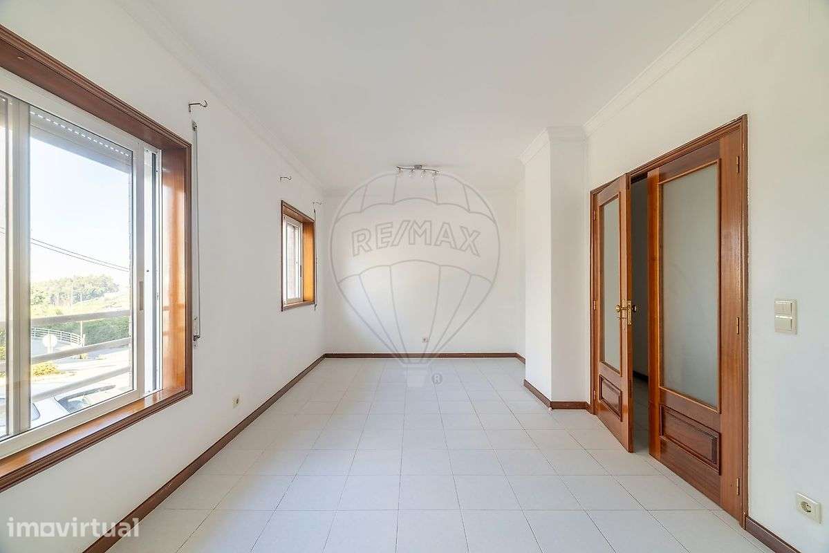 Apartamento T1 para venda - Grande imagem: 2/17