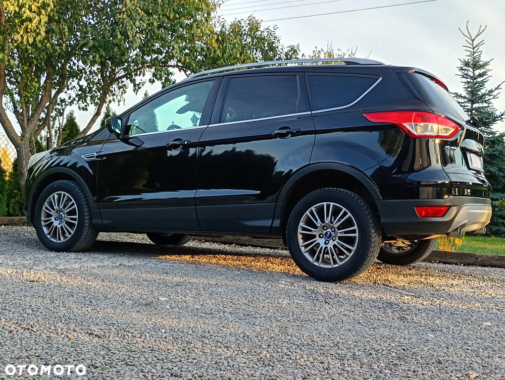 Ford Kuga 2.0 TDCi 2x4 Titanium - 26