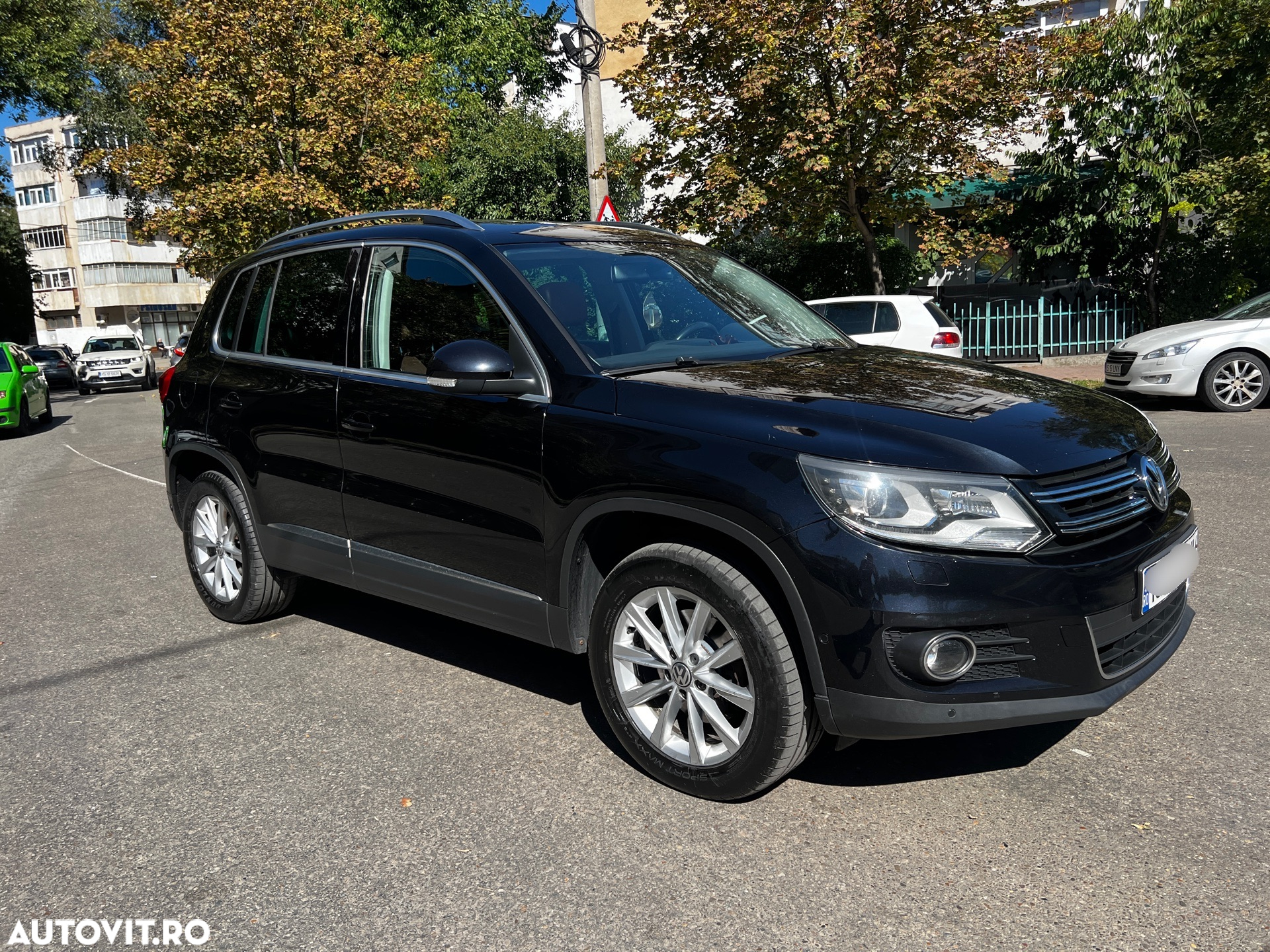 Volkswagen Tiguan 2.0 TDI 4Motion DSG Sport & Style - 2