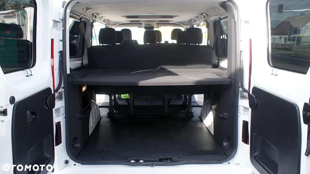 Renault Trafic SpaceClass 2.0 dCi Escapade EDC - 25