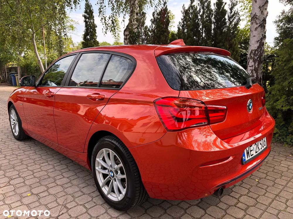 BMW Seria 1 116d Sport Line - 2