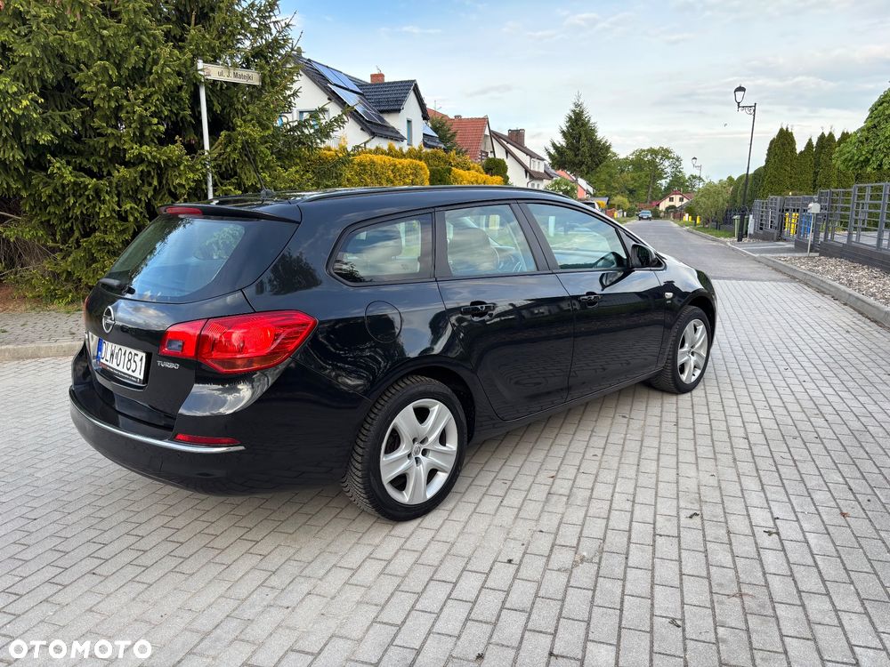Opel Astra 1.4 Turbo ecoFLEX Start/Stop ENERGY - 4
