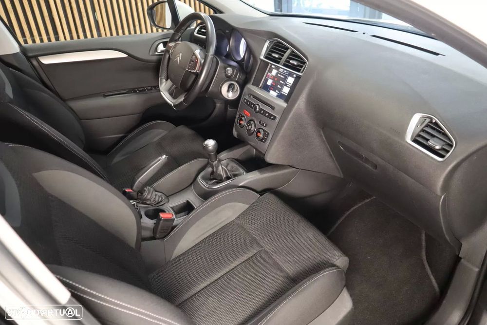 Citroën C4 1.6 BlueHDi Live - 12