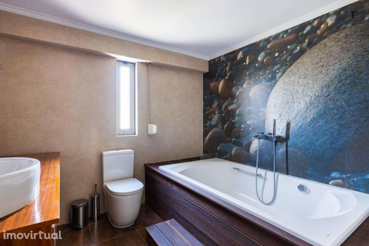 Quarto - localizado em Olaias Lisbon - Grande imagem: 5/14