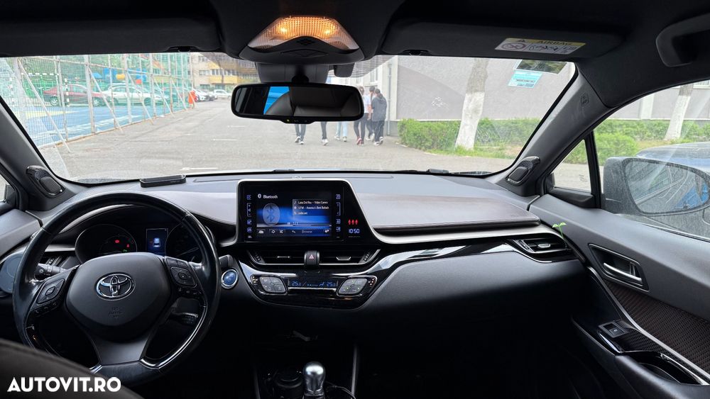Toyota C-HR 1.2 Turbo 4x2 CVT C-lassy LED - 2
