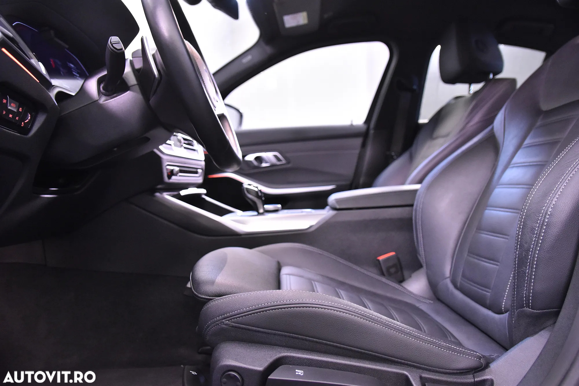 BMW Seria 3 320d AT MHEV - 24