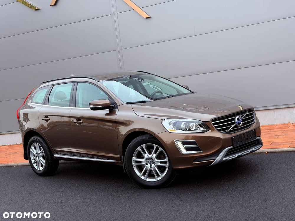 Volvo XC 60 D4 Geartronic Momentum - 11