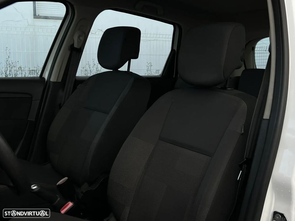 Renault Scénic - 15