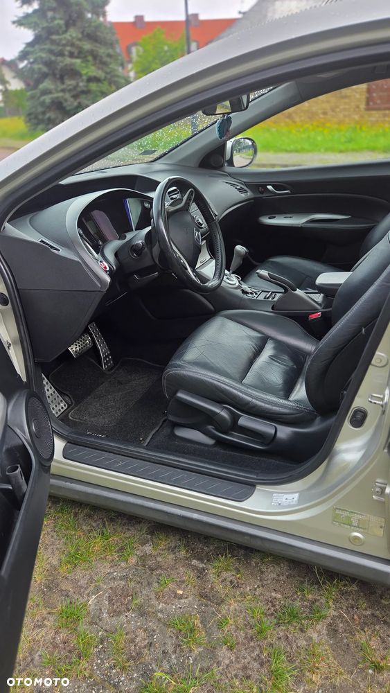 Honda Civic 1.8 Executive - 15