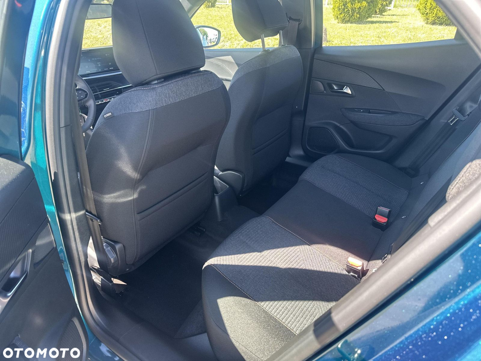 Peugeot 2008 - 18