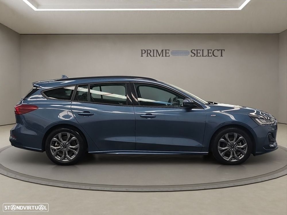 Ford Focus SW 1.0 EcoBoost MHEV ST-Line Aut. - 4