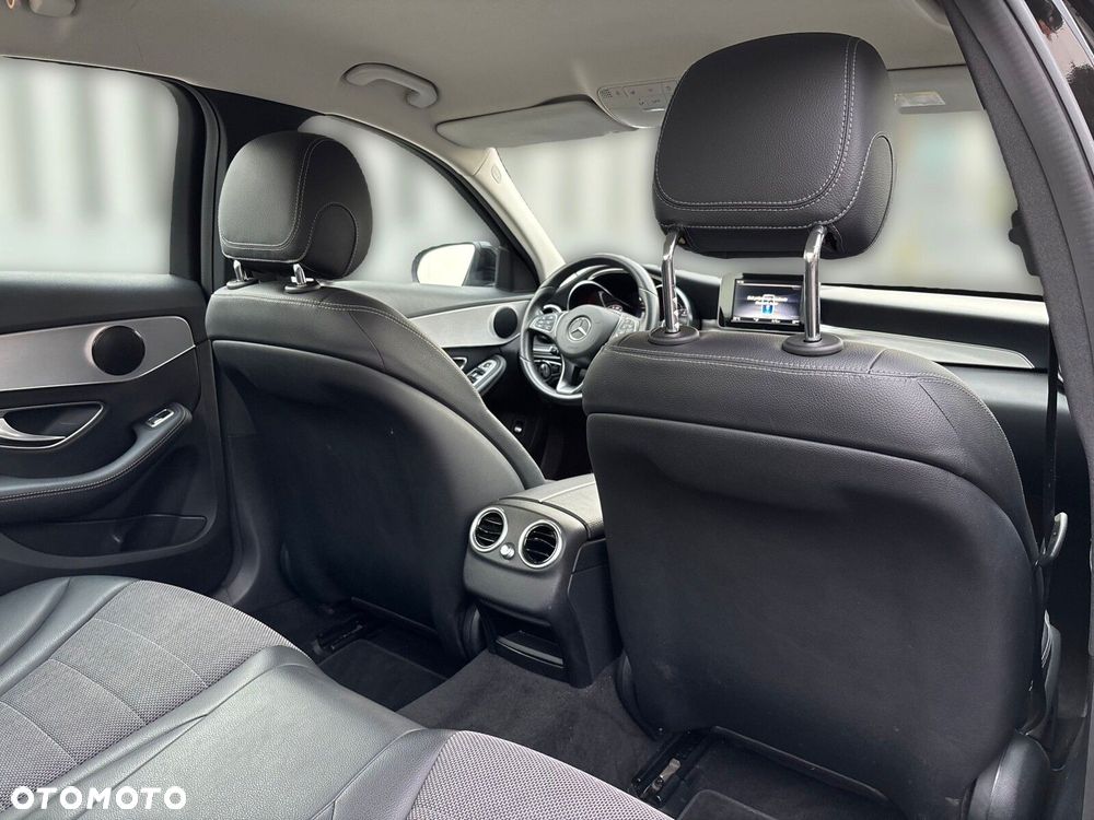 Mercedes-Benz Klasa C 180 9G-TRONIC - 21