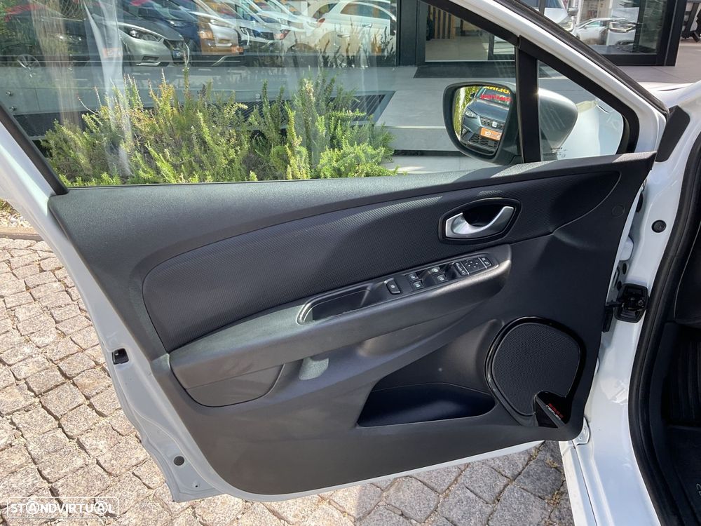 Renault Clio Sport Tourer 1.5 dCi GT Line EDC - 21