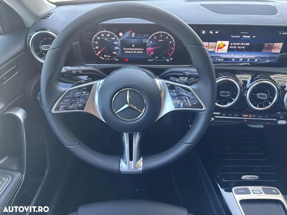 Mercedes-Benz A - 14