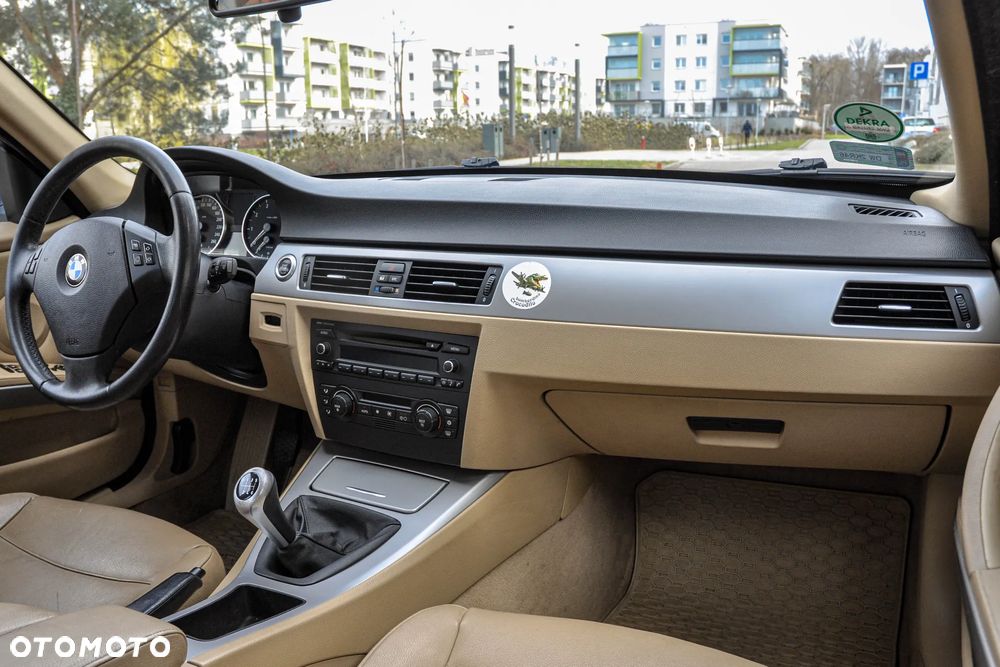 BMW Seria 3 - 10