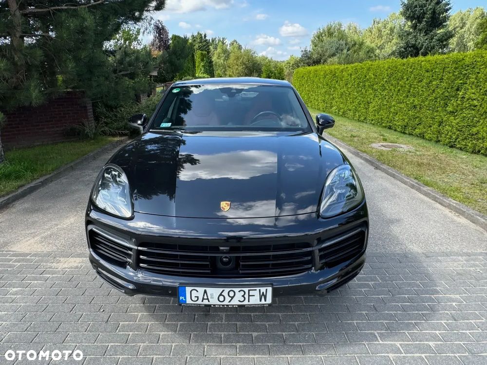 Porsche Cayenne - 2