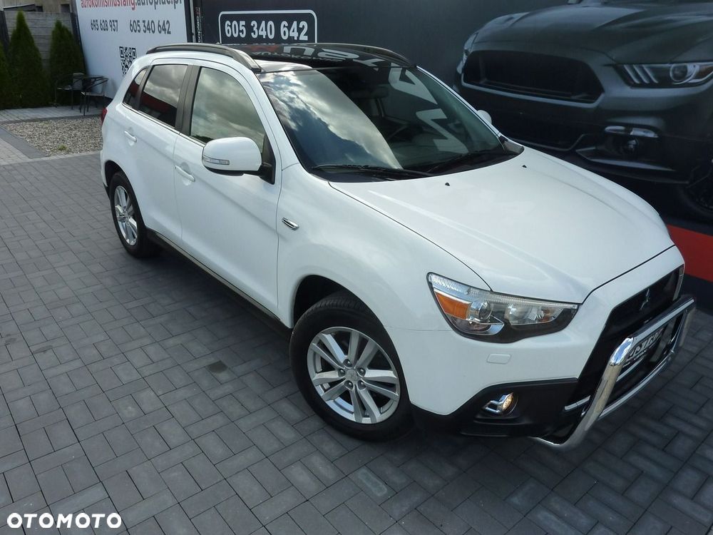 Mitsubishi ASX - 10
