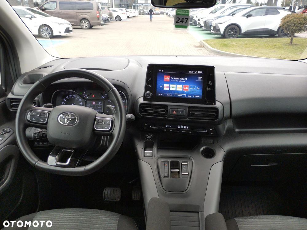 Toyota Proace City Verso 1.2 D-4T Family - 2