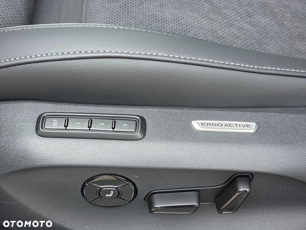 Volkswagen Passat Variant - 17