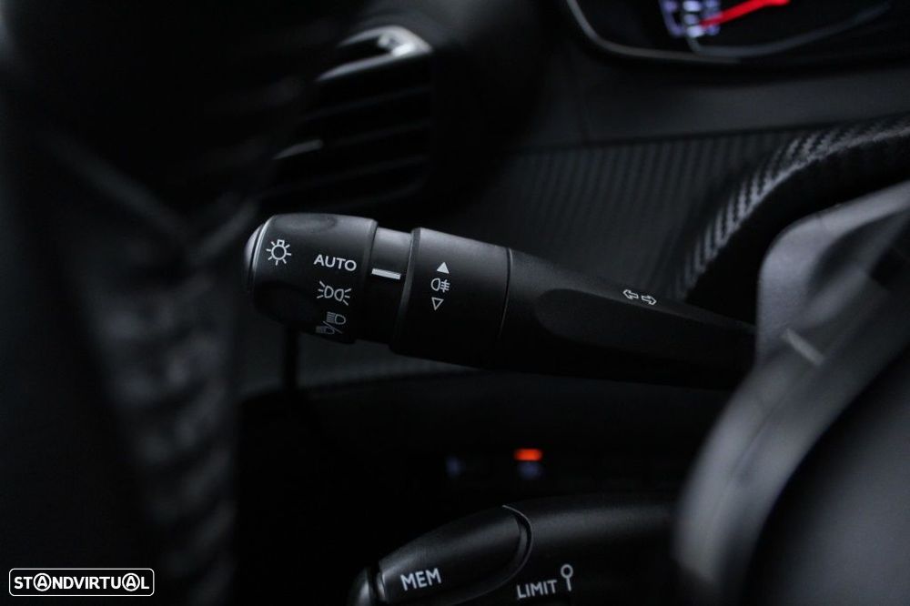 Peugeot 208 1.5 BlueHDi Active Pack - 24