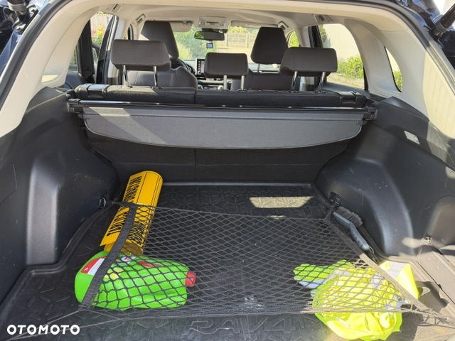 Toyota RAV4 - 11