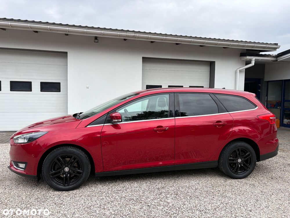 Ford Focus 1.0 EcoBoost Titanium - 3
