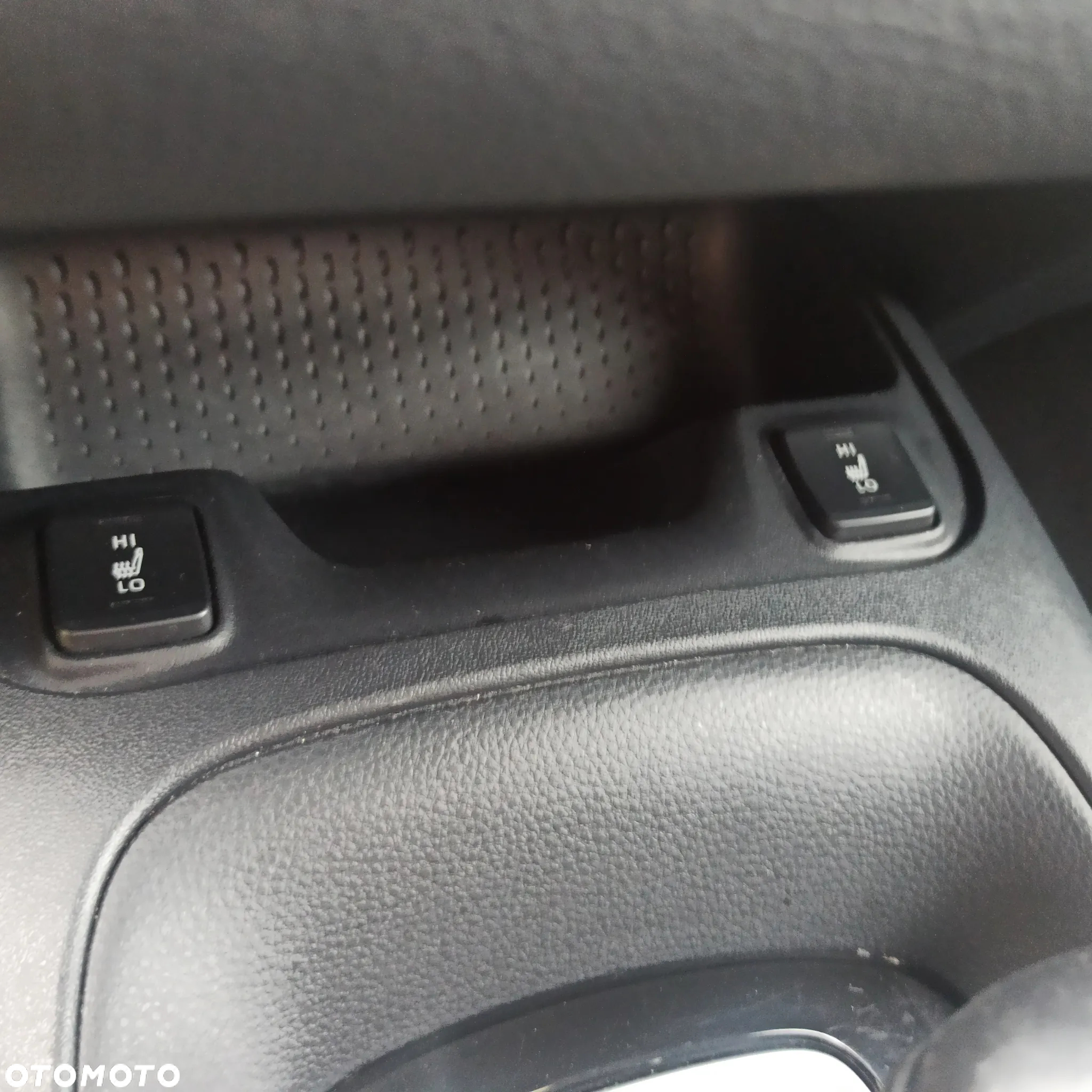 Toyota Corolla - 13