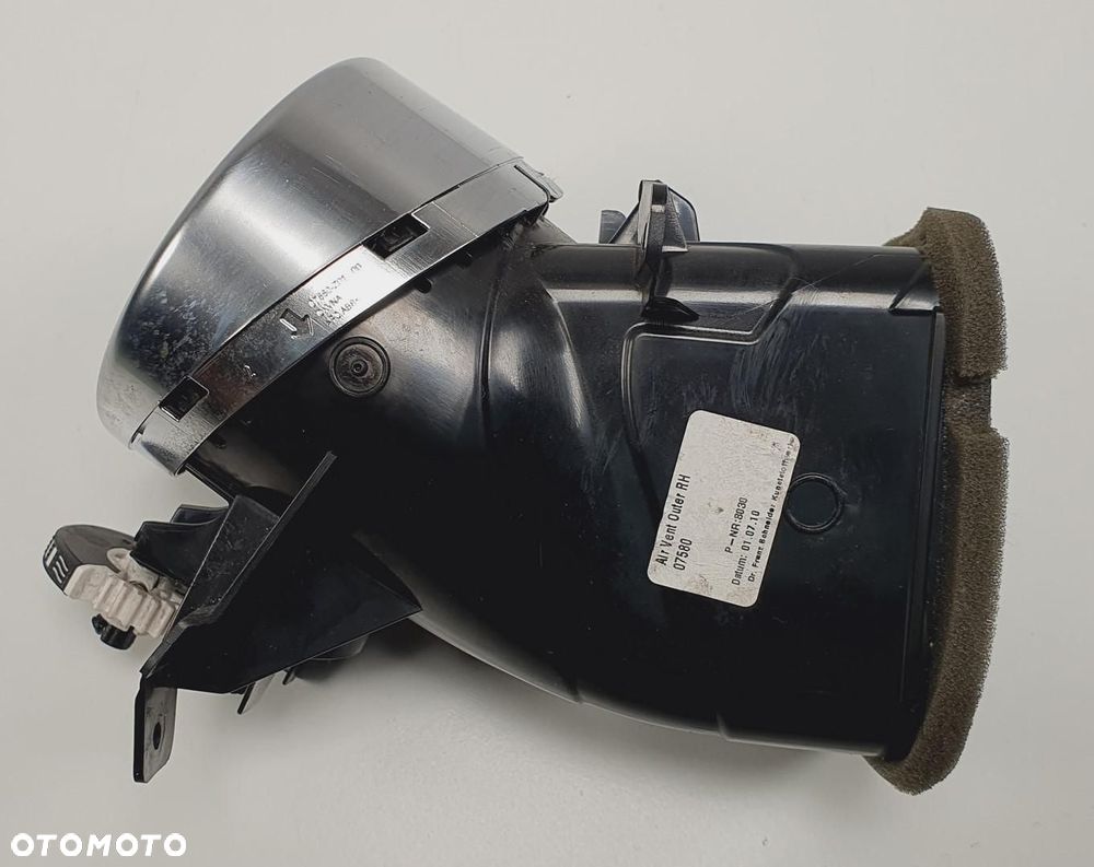 KRATKA NAWIEWU PRAWA LAND ROVER DISCOVERY IV L319 - 2