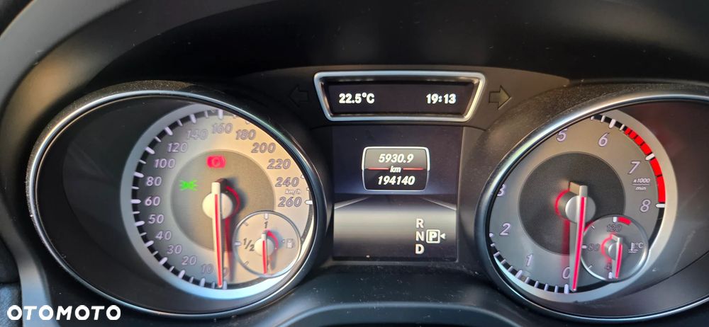 Mercedes-Benz GLA 250 4-Matic - 11