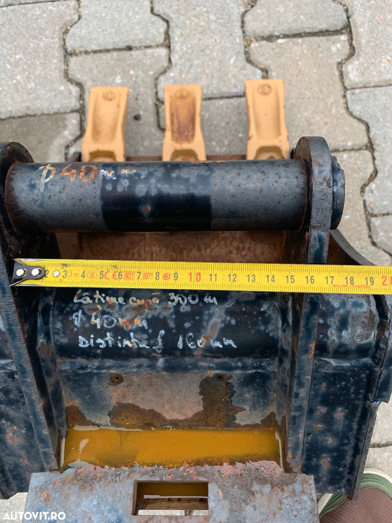 Cupa Sapat Sistem rapid Miniexcavator de 2 - 2.5 Tone, latime de 300 mm - 6