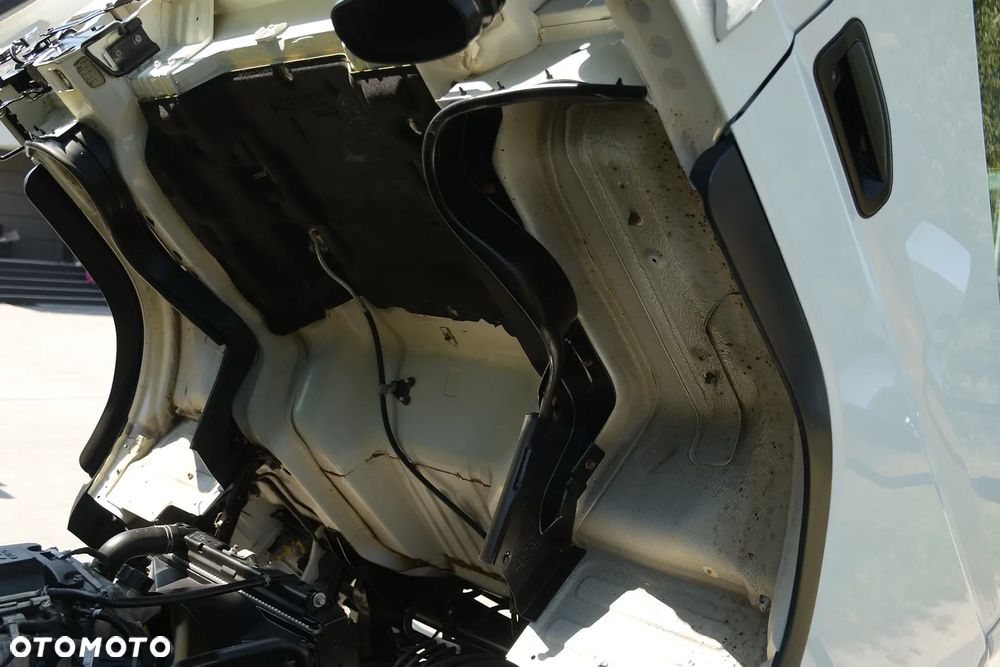 Mitsubishi FUSO=3C15=KLIMA=PLANDEKA=12EP - 18