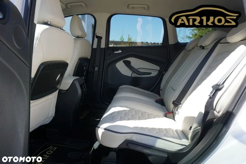 Ford Kuga 2.0 TDCi 4x4 Vignale - 37