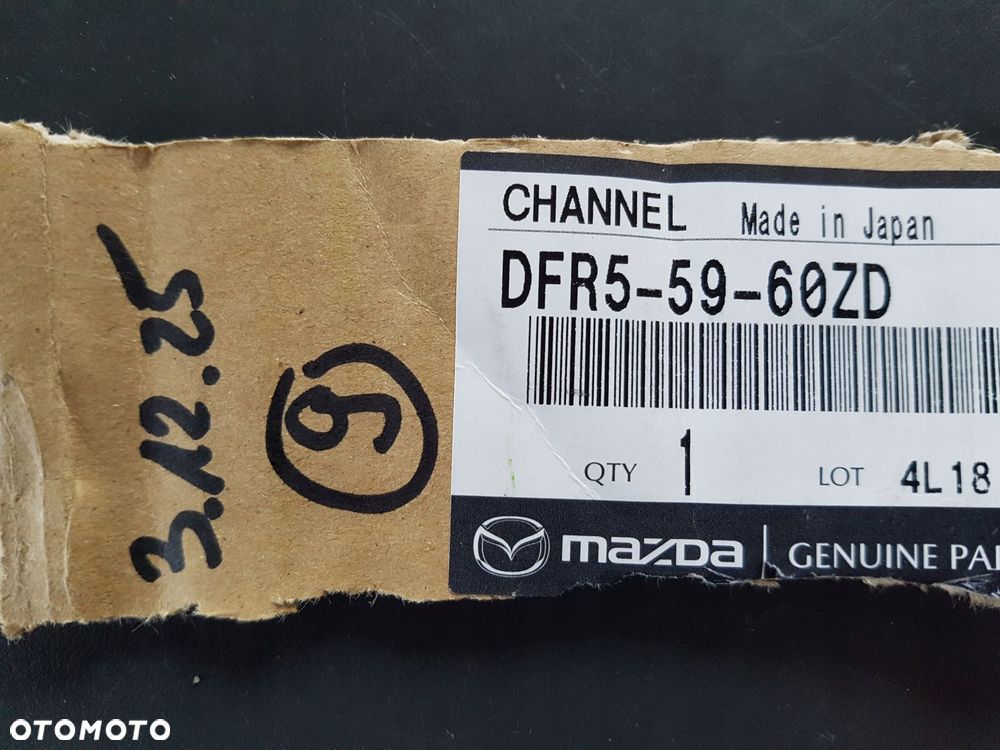 mazda cx30 cx-30 listwa uszczelka drzwi lewy przód dfr5-59-60zd - 4