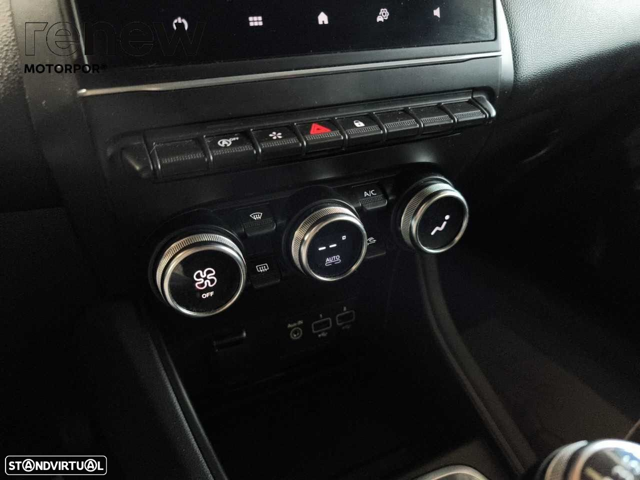 Renault Captur 1.0 TCe Techno - 28