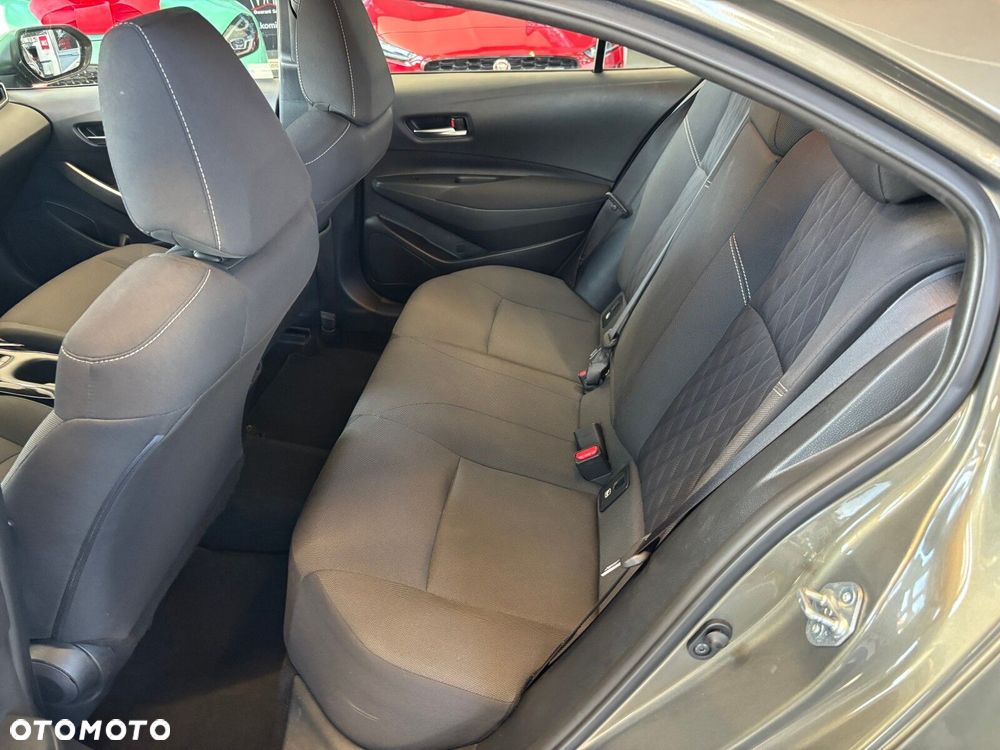 Toyota Corolla - 23