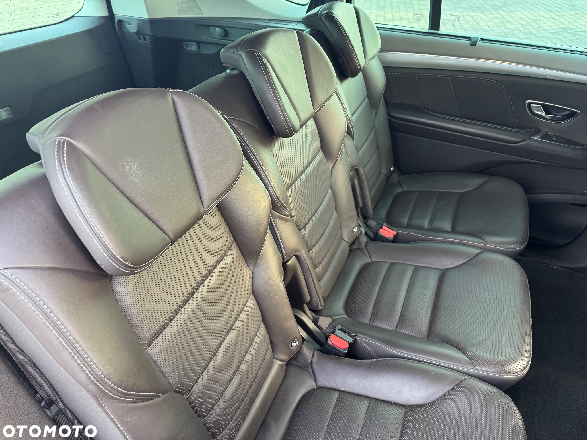 Renault Espace 1.6 dCi Energy Initiale Paris EDC - 22