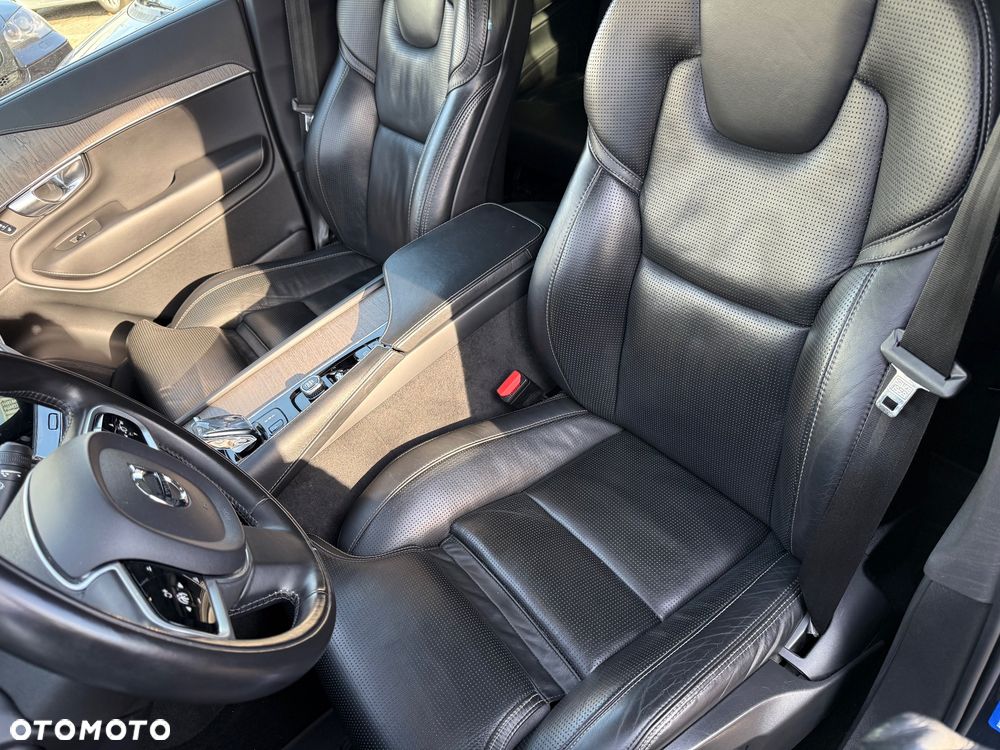 Volvo XC 90 B5 D AWD Inscription 7os - 30