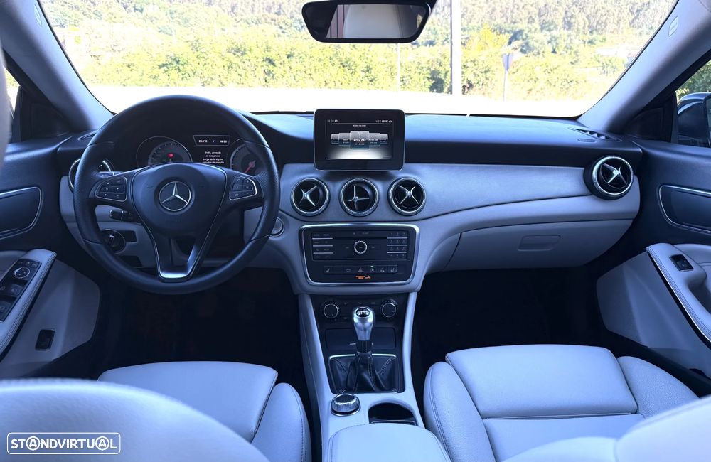 Mercedes-Benz CLA 180 d Shooting Brake Urban - 17