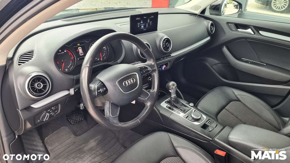Audi A3 Sportback - 8
