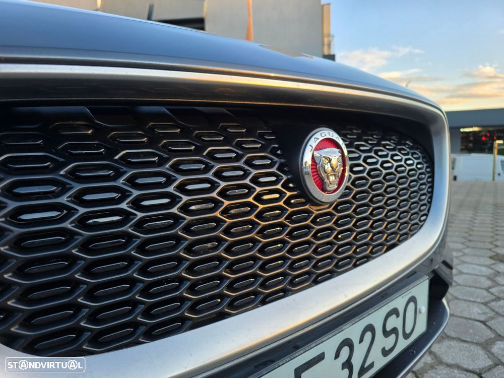 Jaguar I-Pace EV400 R-Dynamic SE AWD - 10