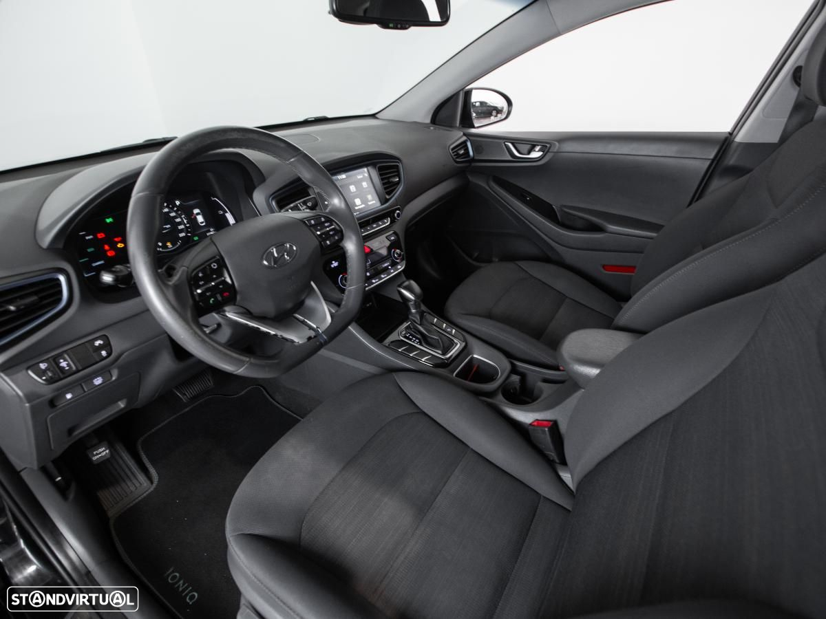 Hyundai Ioniq 1.6 GDI HEV Hybrid Tech - 7