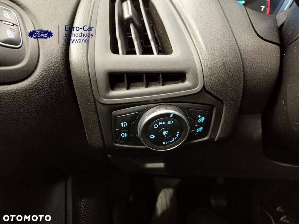 Ford Focus 1.6 Edition - 23