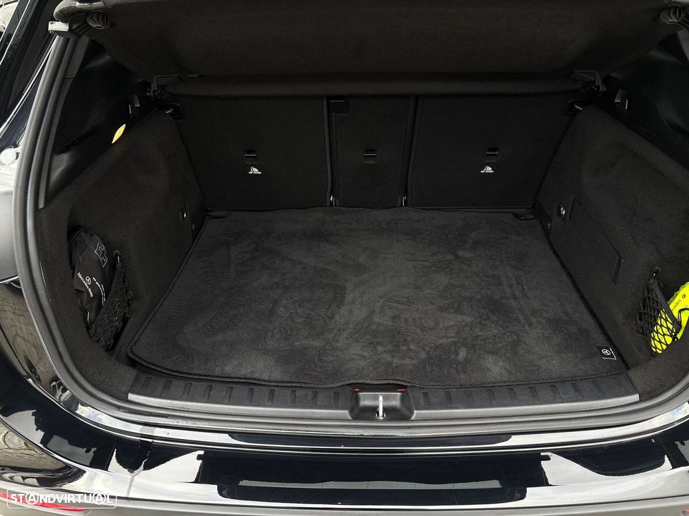 Mercedes-Benz GLA 250 e AMG Line - 59