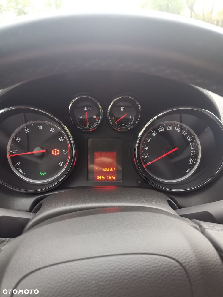 Opel Astra 1.4 Turbo Exklusiv - 14